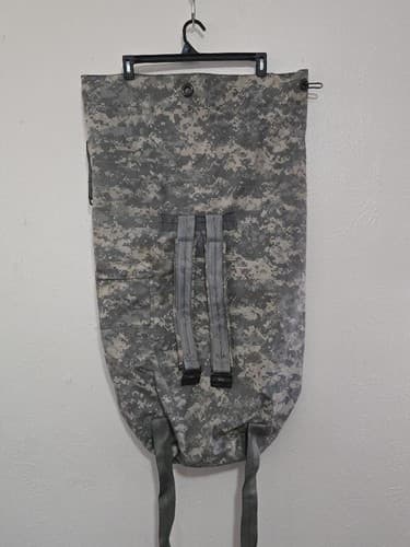 Vintage U.S. Army ACU Duffle Bag – Digital Camo Military Gear Carry Bag#L37l - Thumbnail 2