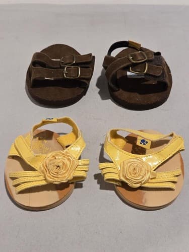 Lot of 2 BAB Yellow W/Rose and Brown Suede Sandel #K27k
