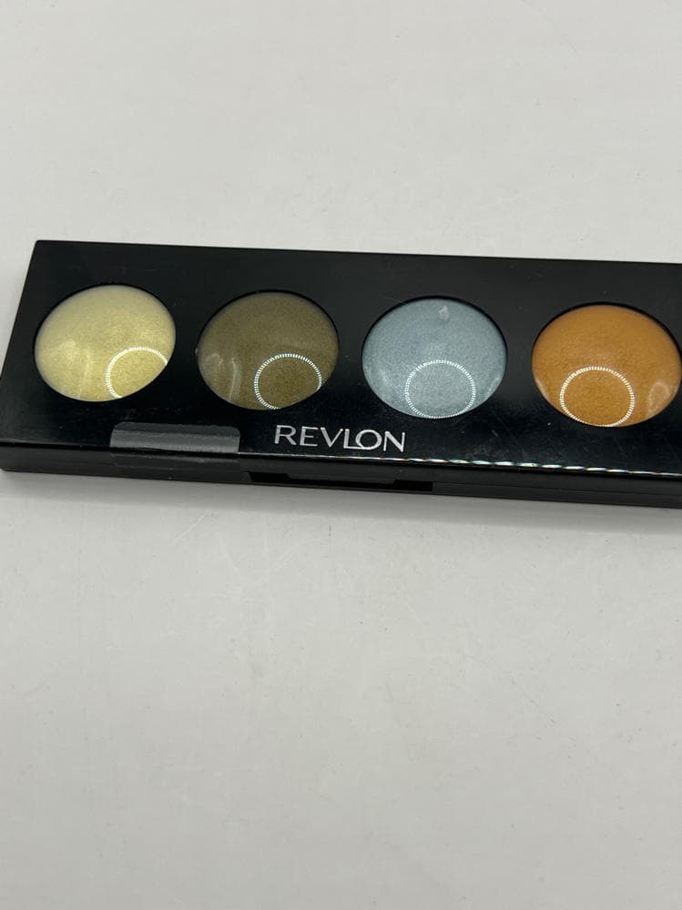 Revlon Illuminance Crème Shadow, 710, 711, 714, and custom eyes 022 - Thumbnail 5