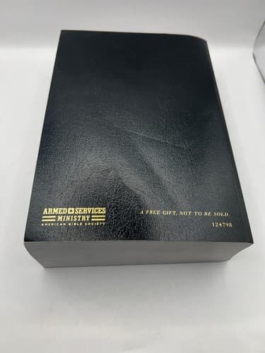 Bible Lot 3 CSB Holy Bible Living Bible Paraphrased Good News Large Print - Thumbnail 15