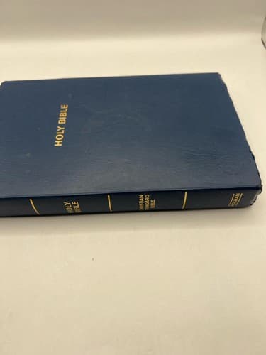 Bible Lot 3 CSB Holy Bible Living Bible Paraphrased Good News Large Print - Thumbnail 3