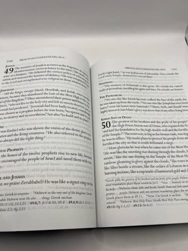 Bible Lot 3 CSB Holy Bible Living Bible Paraphrased Good News Large Print - Thumbnail 23