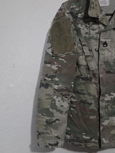 US Army OCP Multicam Jacket 39L | OCP Coat | NSN 8415-01-623-3310 | Medium - Thumbnail 2