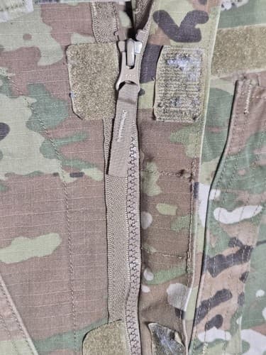 USGI Army OCP Scorpion W2 Uniform Coat Jacket Medium Regular 8415-01-623-5528 - Thumbnail 8