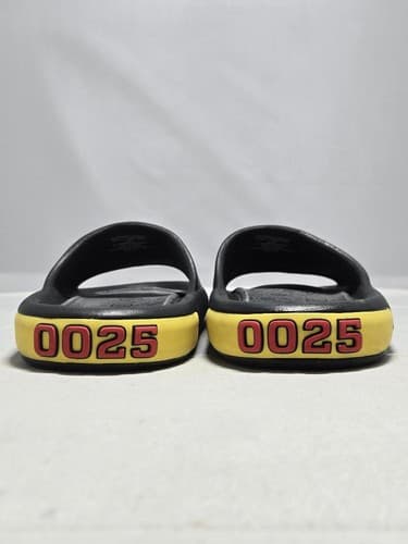 Pokémon Pikachu Kids Slide Sandals Black & Yellow Size 4 Boys/Girls #DC60 - Thumbnail 3