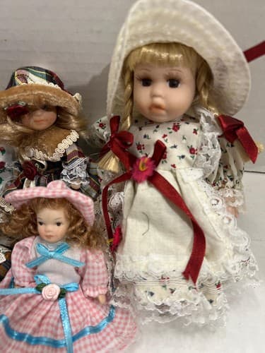 Lot 7 Vintage Mini Porcelain Dolls Victorian Fancy Friends Baby Collectibles - Thumbnail 2