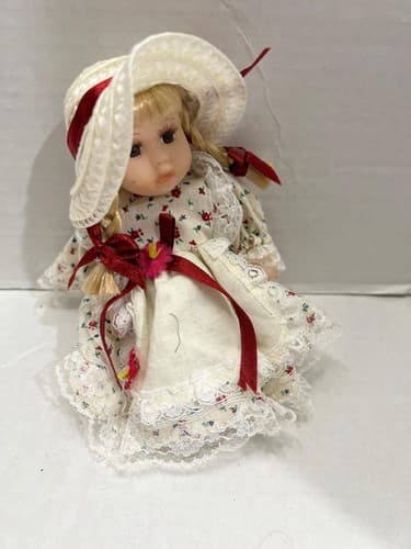Lot 7 Vintage Mini Porcelain Dolls Victorian Fancy Friends Baby Collectibles - Thumbnail 10