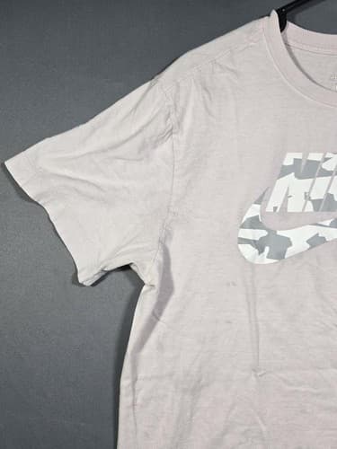 Nike Camo Logo Swoosh Graphic T-Shirt Pink Men's Size Medium #R57r - Thumbnail 2