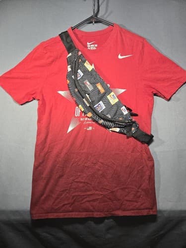 Nike Sportswear Heritage Fanny Pack + Red USA Graphic T-Shirt Men’s Size M #S91s