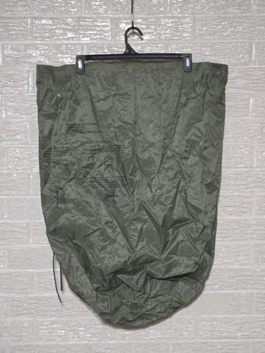 Waterproof Wet Weather Clothing Bag NSN:8465-00-261-8909 #J91j - Thumbnail 2
