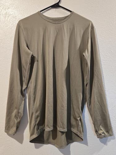 SMALL/REGULAR - Cold Weather Undershirt GEN III NSN:8415-01-641-1719 #K61k