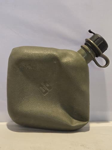 2 QT canteen standard issue olive drab green #K12k