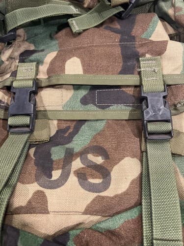 US Military Woodland BDU Assault Pack Backpack Rucksack Medium Field Gear #M19m - Thumbnail 4
