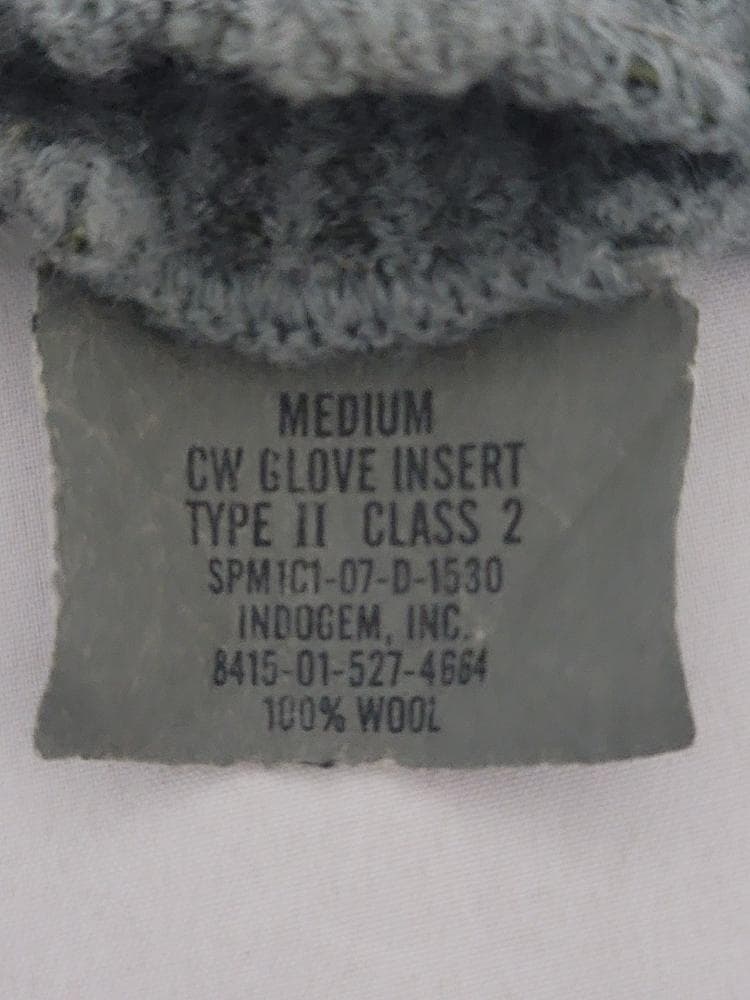USGI Cold Weather Glove Inserts Medium OD Green Wool Liner NSN 8415-01-527-4664 - Thumbnail 4