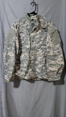 US Army ACU Digital Camo Jacket Small Regular NSN 8415-01-586-0531 Field Coat - Thumbnail 2