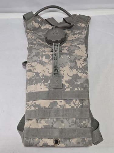 US Army ACU Digital MOLLE II Hydration Carrier UCP Camo Pack with bladder#P86p - Thumbnail 2