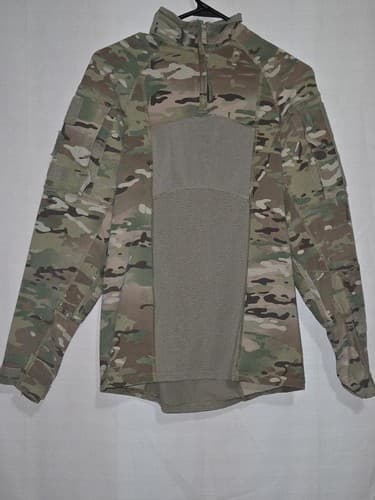 US Army Combat Shirt Type II Small Multicam OCP ACS 1/4 Zip 8415-01-617-7131 VGC