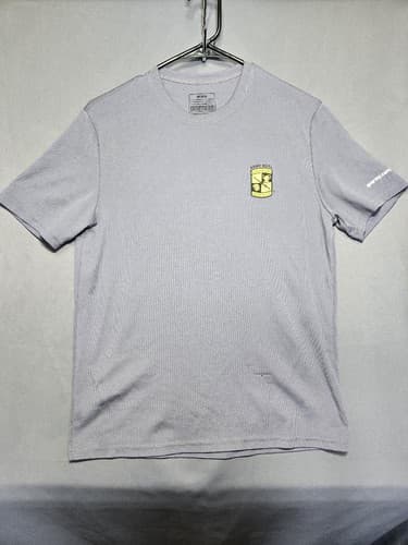 View Sport Men's Gray Graphic T-Shirt Size Medium Short Sleeve Fitness Gym #S73t - Thumbnail 2