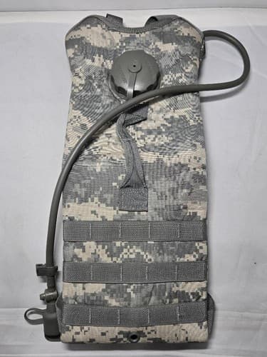 US Military MOLLE II ACU Camo Hydration System Pack Carrier 3L 100oz #T59p - Thumbnail 2