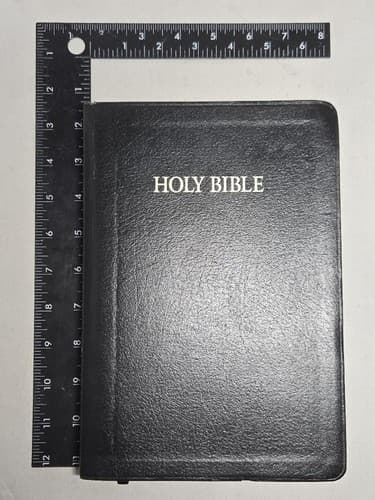 NKJV Holy Bible Words of Christ in Red Thomas Nelson 594 Black Leatherette 1996 - Thumbnail 8