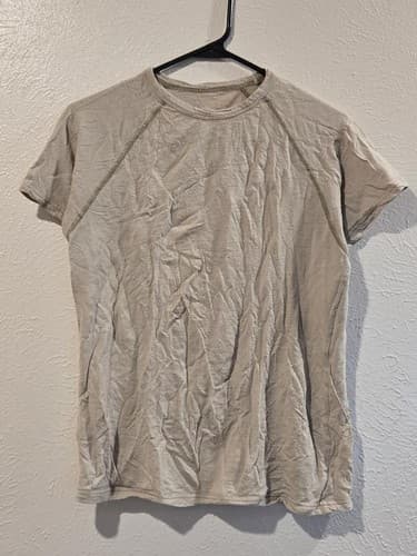 Lot of 2 — USGI Elite PPE FR T-Shirt Small Desert Sand NSN 8415-01-588-0740 - Thumbnail 3