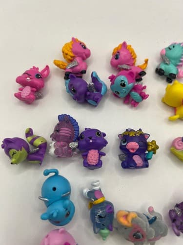 Lot of 38 Hatchimals CollEGGtibles Mini Figures Mixed Styles Colors #K76k - Thumbnail 4