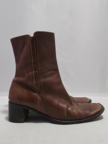 Coach And Four Hattie Marrone bootsSize: (8 1/2) Boots #G49g - Thumbnail 3
