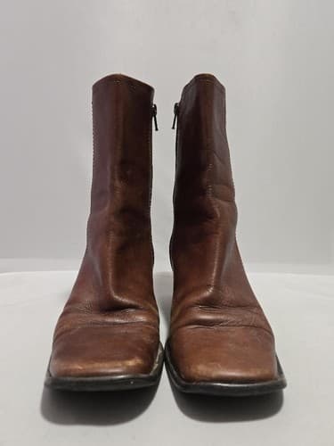 Coach And Four Hattie Marrone bootsSize: (8 1/2) Boots #G49g - Thumbnail 2