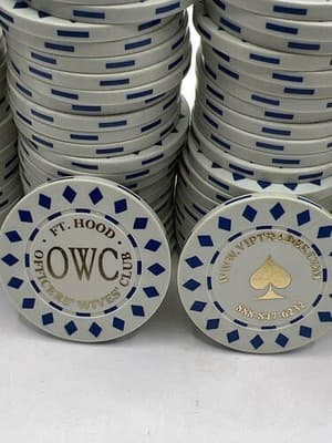 Lot of 85 Poker Chips Officers Wives Club Fort Hood Texas Casino Style - Thumbnail 2