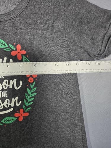 Jesus Is The Reason For The Season Christmas Graphic T-Shirt Youth M Gray #R55r - Thumbnail 9
