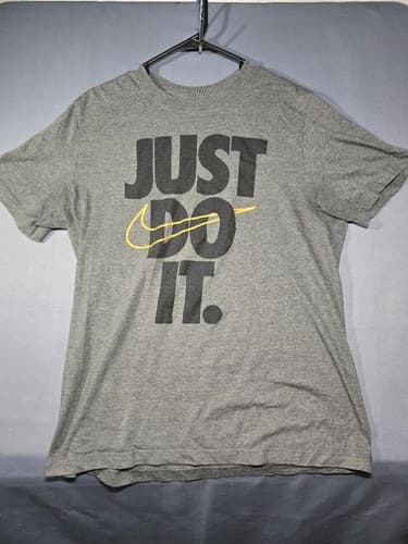 Nike "The Nike Tee" Men's Athletic Short Sleeve Graphic T-Shirt Gray Size L S17n