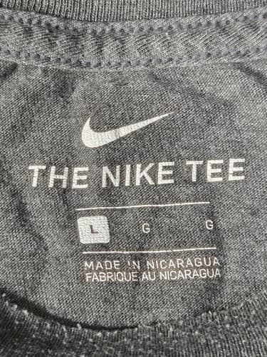 Nike "The Nike Tee" Men's Athletic Short Sleeve Graphic T-Shirt Gray Size L S17n - Thumbnail 4