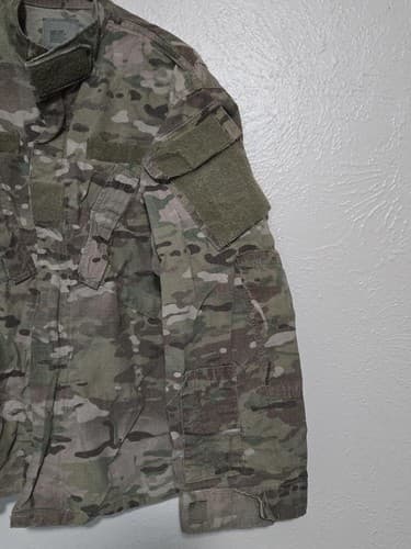 US Army FRACU Multicam Jacket Medium Short Flame Resistant OCP NSN - Thumbnail 3