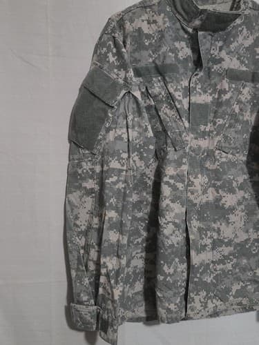 US Army ACU Jacket Medium Long UCP Digital Camo Combat Uniform Ripstop #DC64 - Thumbnail 2