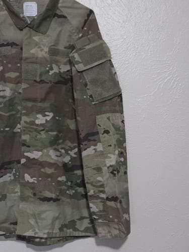USGI IHWCU OCP Multicam Combat Uniform Coat Medium Long NSN 8415-01-670-8060 - Thumbnail 3