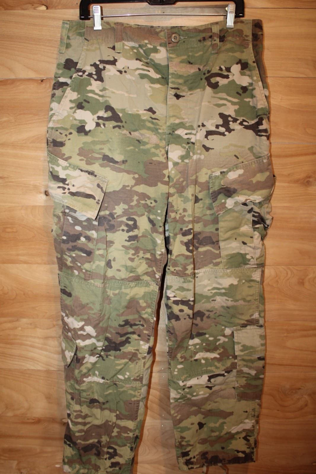 USGI Army OCP Multicam Combat Pants Medium Regular NSN 8415-01-623-4186 - Thumbnail 2