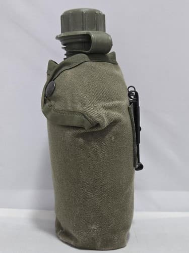 US Military 1 Quart Hard Plastic Water Canteen w/ Cover ALICE Clips OD Vintage - Thumbnail 4