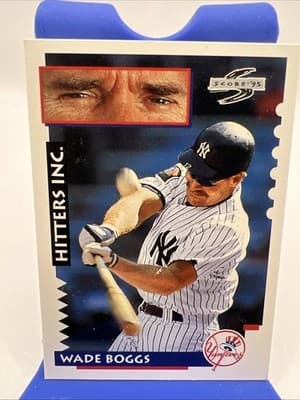 1995 Score - Wade Boggs #560 (8) - Thumbnail 2