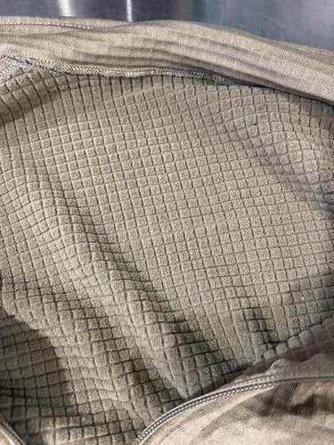 USGI Polartec ECWCS Waffle Grid Thermal Top Coyote Brown 1/2 Zip Thumbholes Unk - Thumbnail 5