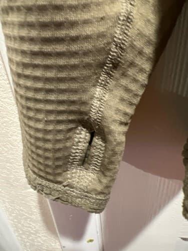 USGI Polartec ECWCS Waffle Grid Thermal Top Coyote Brown 1/2 Zip Thumbholes Unk - Thumbnail 3