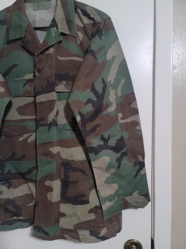 USGI Woodland Cold Weather BDU Jacket Small Regular NSN 8415-01-084-1643 - Thumbnail 3