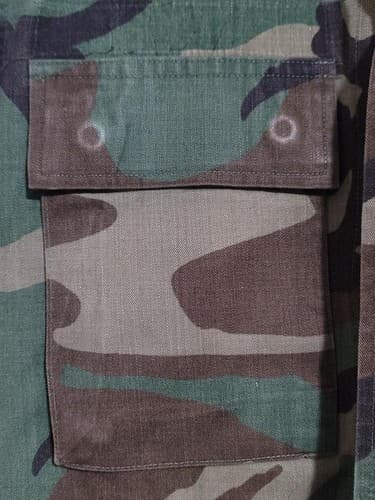USGI Woodland Cold Weather BDU Jacket Small Regular NSN 8415-01-084-1643 - Thumbnail 4