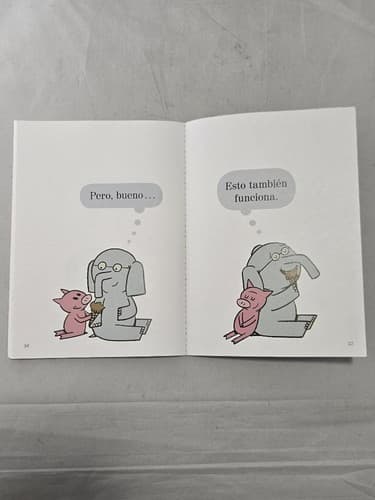 Elefante y Cerdita: ¿Debo compartir mi helado? Mo Willems Spanish Edition - Thumbnail 9