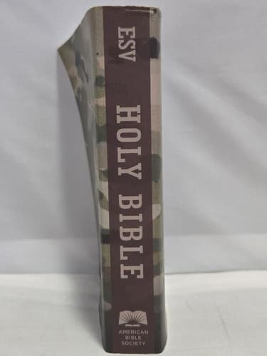 Holy Bible Military Challenge Edition Camo Cover Lot of 2 Army Theme - Thumbnail 7