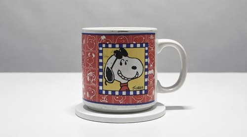 Peanuts Snoopy "Love" Graphic Coffee Mug White Ceramic Heart Design #G66g