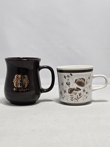 Lot of 2 Vintage Coffee Mugs Baileys Brown Gold Floral Stoneware Japan #T56g - Thumbnail 2