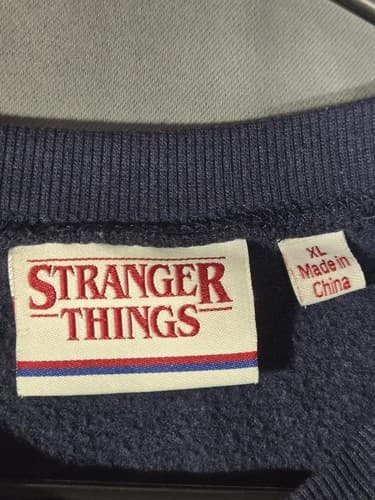 Stranger Things Men's Black Long Sleeve Hellfire Club Graphic Tee Size XL #S98s - Thumbnail 4