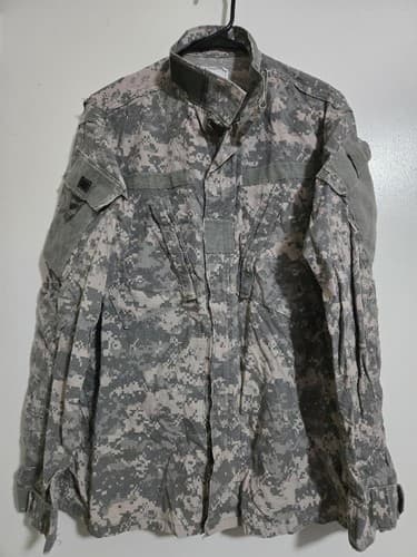 ACU Digital Jacket Medium/Regular NSN:8415-01-548-3172 #E31e