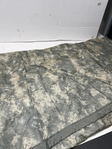 USGI ACU Digital Wet Weather Poncho Liner Woobie Blanket Military Issue very - Thumbnail 6