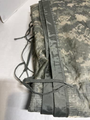 USGI ACU Digital Wet Weather Poncho Liner Woobie Blanket Military Issue very - Thumbnail 12